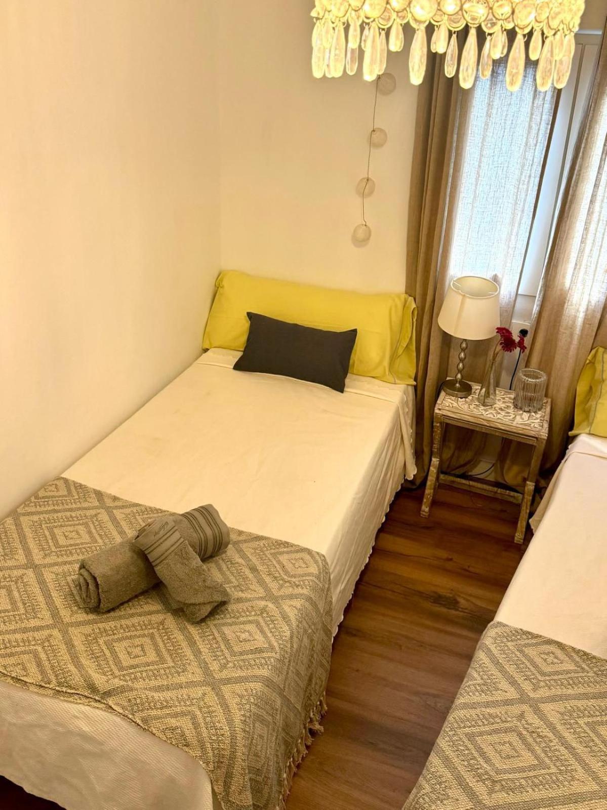 Apartamento El Rincon Del Arte Granada Centro & Desayuno Incluido ภายนอก รูปภาพ