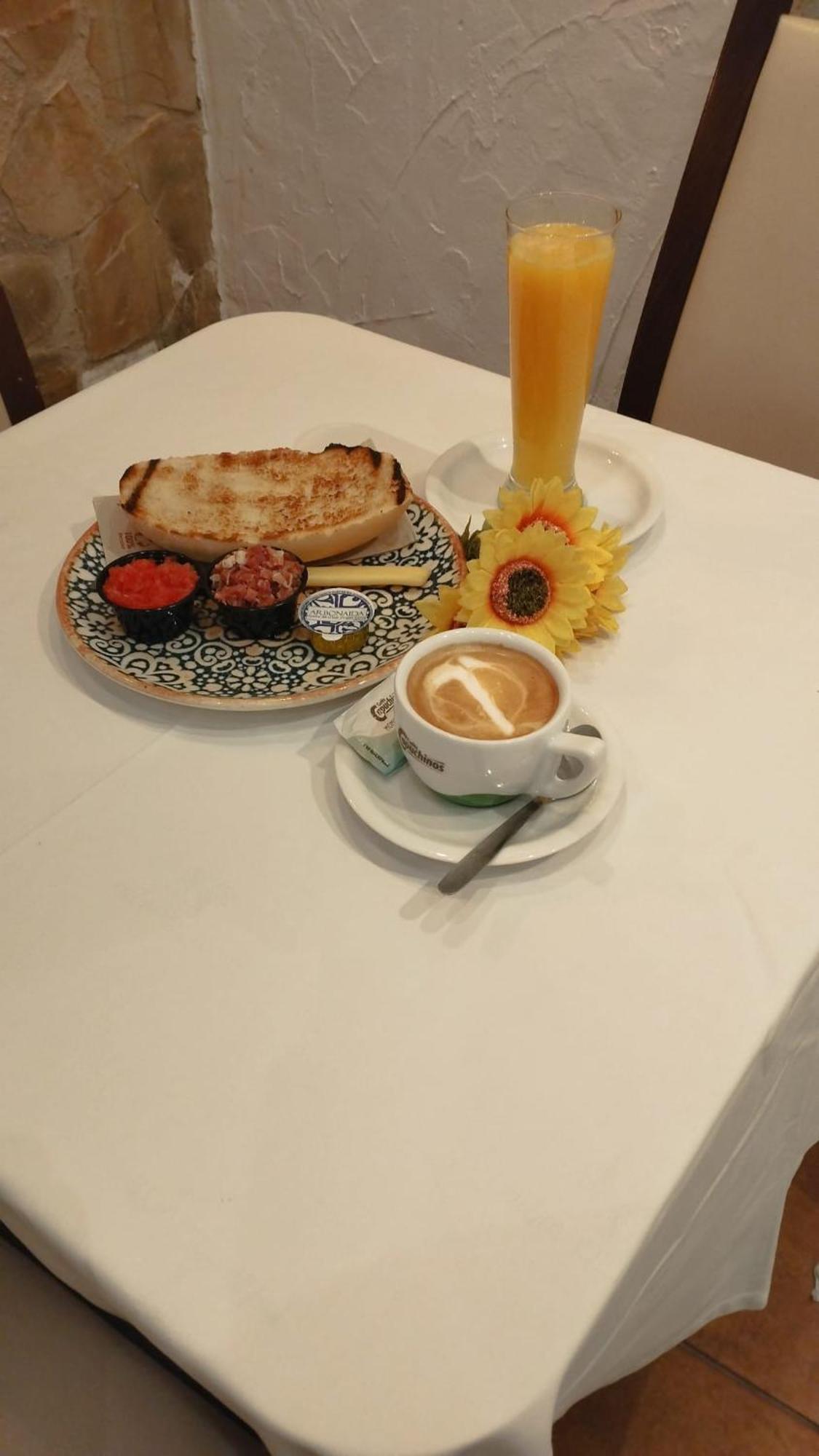Apartamento El Rincon Del Arte Granada Centro & Desayuno Incluido ภายนอก รูปภาพ